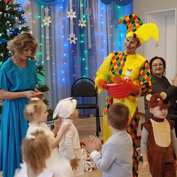 Закончились новогодние утренники.